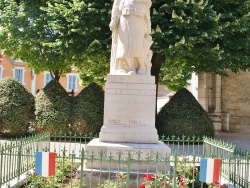 Photo paysage et monuments, Saint-Jean-le-Vieux - le monument aux morts