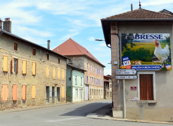 Photo Saint-Julien-sur-Reyssouze - Saint-Julien sur reyssouze,le bourg.