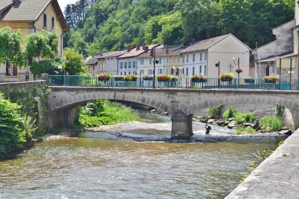 Photo Saint-Rambert-en-Bugey - le pont