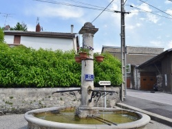 Photo paysage et monuments, Samognat - la fontaine