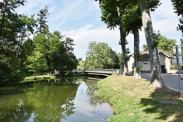 Photo Vonnas - le Village