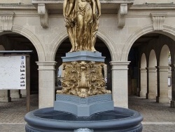 Photo paysage et monuments, Blérancourt - la fontaine