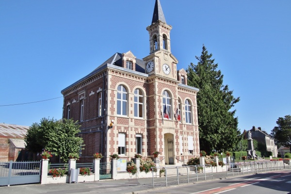 Photo Brancourt-le-Grand - la mairie