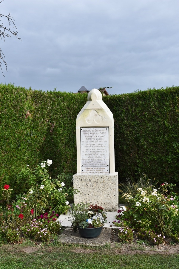 Photo Chamouille - le monument aux morts