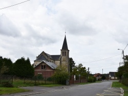 Photo paysage et monuments, Champs - église Saint Pierre