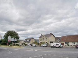 Photo paysage et monuments, Coucy-le-Château-Auffrique - le village