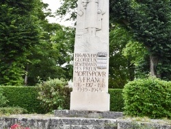 Photo paysage et monuments, Coucy-le-Château-Auffrique - le monument aux morts