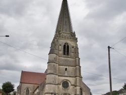 Photo paysage et monuments, Coucy-la-Ville - église Saint remy