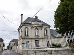 Photo paysage et monuments, Cuisy-en-Almont - la Mairie