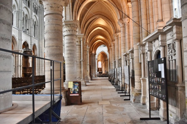 Photo Laon - la Cathédrale Notre Dame