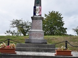 Photo paysage et monuments, Moussy-Verneuil - le monument aux morts
