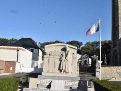 Photo paysage et monuments, Nauroy - le monument aux morts