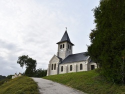 Photo paysage et monuments, Neuville-sur-Ailette - église Saint Julien