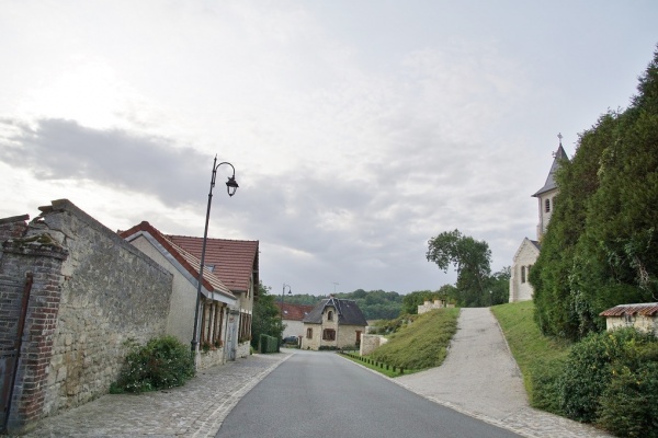 Photo Neuville-sur-Ailette - le village