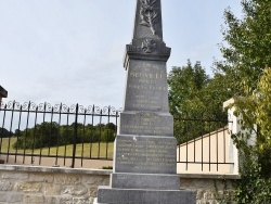 Photo paysage et monuments, Neuville-sur-Ailette - le monument aux morts