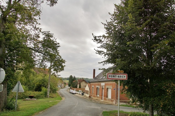 Photo Pont-Arcy - le village