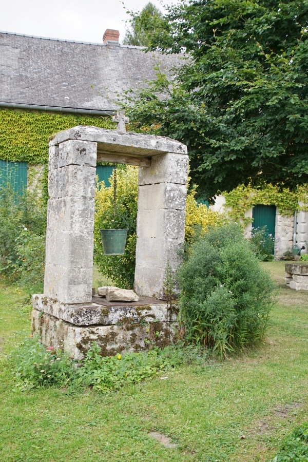 Photo Presles-et-Thierny - le puits