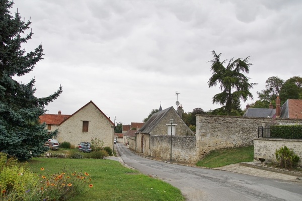 Photo Presles-et-Thierny - le village