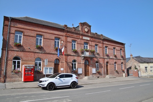 Photo Rocquigny - la mairie