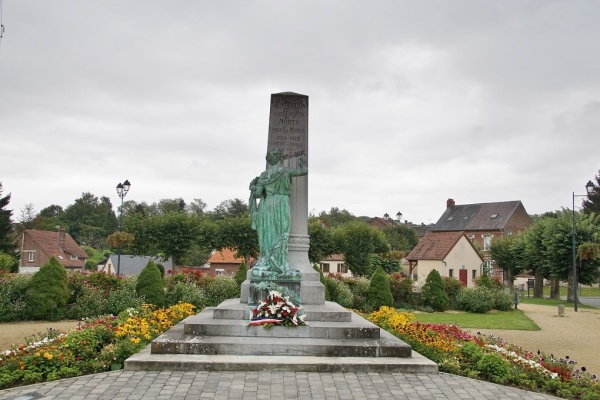 Photo Saint-Gobain - le monument aux morts