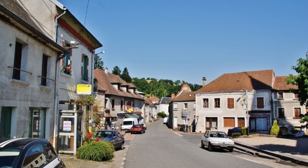 Photo Arfeuilles - La Commune