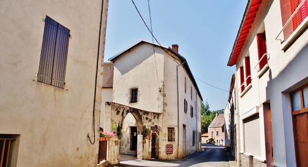 Photo Arfeuilles - La Commune