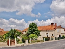 Photo paysage et monuments, Avrilly - La Commune