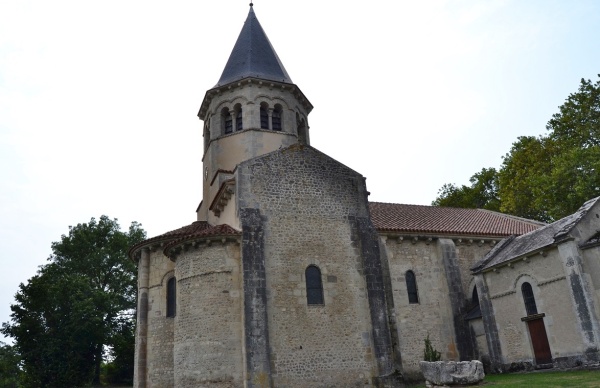 Photo Biozat - église saint symphorine