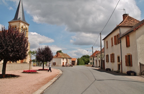 Photo Le Bouchaud - La Commune