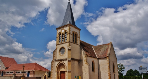 Photo Le Bouchaud - L'église