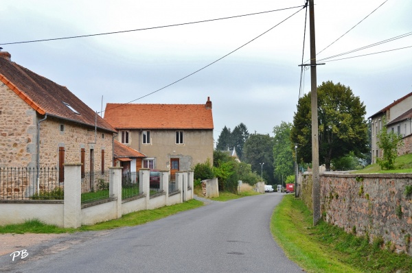 Photo La Chapelle - Le Village