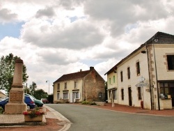 Photo paysage et monuments, Droiturier - La Commune