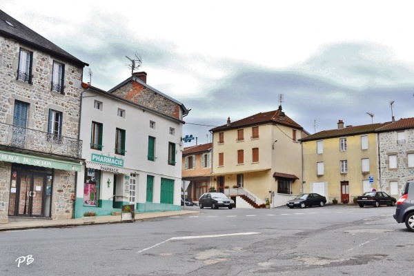 Photo Ferrières-sur-Sichon - Le Village