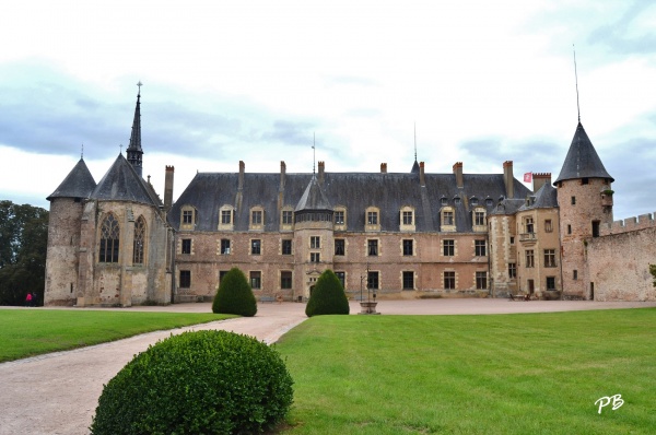 Photo Lapalisse - Le Château