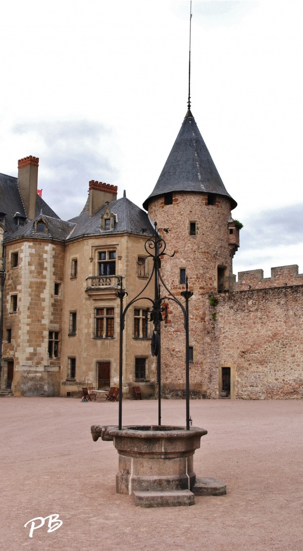 Photo Lapalisse - Le Château