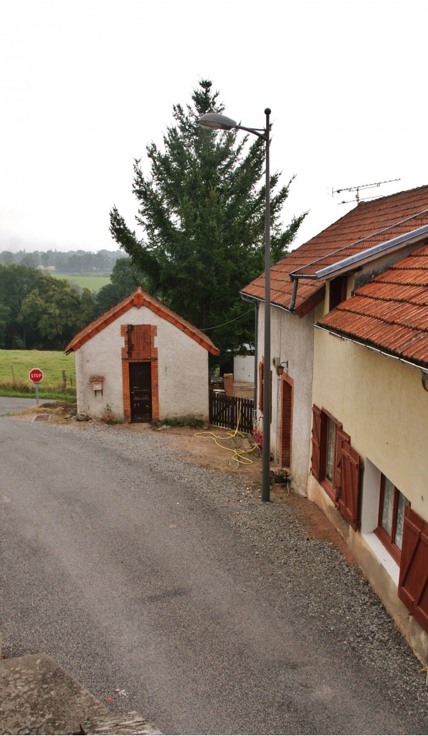 Photo Molles - Le Village