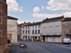 Photo paysage et monuments, Montaiguët-en-Forez - La Commune