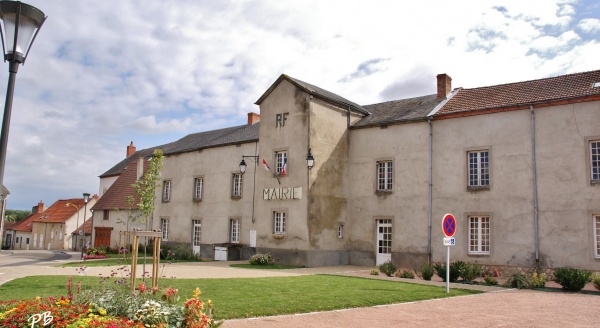 Photo Rongères - La Mairie