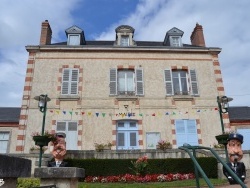 Photo paysage et monuments, Saint-Gérand-le-Puy - La Mairie