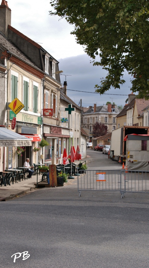 Photo Saint-Gérand-le-Puy - Le Village