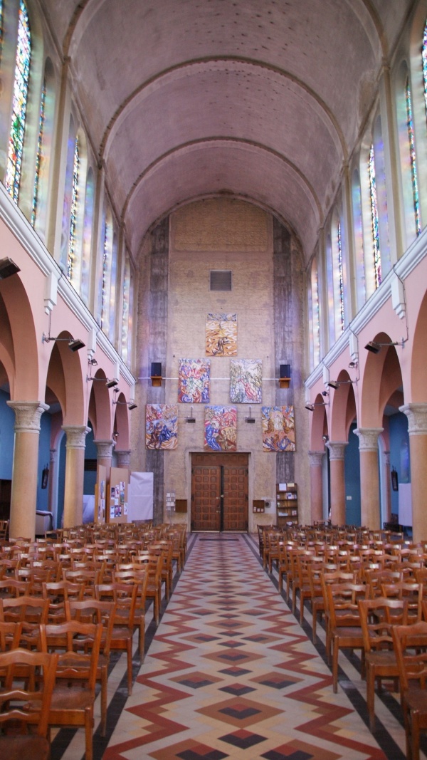 Photo Saint-Germain-des-Fossés - église Notre Dame