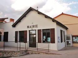 Photo paysage et monuments, Saint-Pierre-Laval - La Mairie