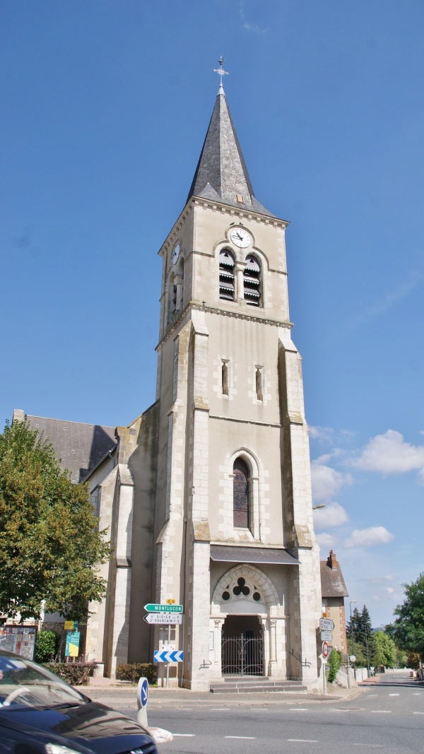 Photo Saint-Rémy-en-Rollat - église Saint remy