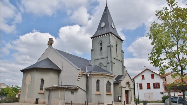 Photo Saint-Yorre - église Saint Eloi