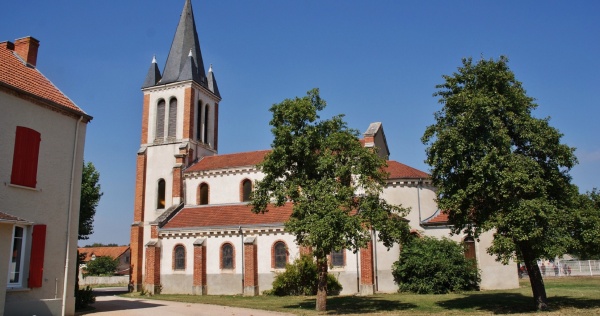 Photo Serbannes - L'église