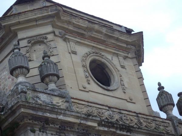 Photo Souvigny - Entrée monumentale de l'Abbaye