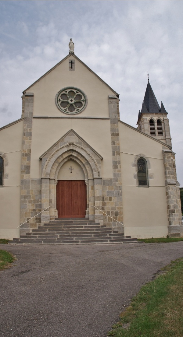 Photo Ussel-d'Allier - église Saint Isidore