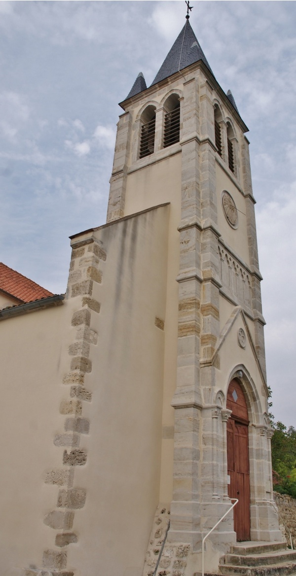 Photo Ussel-d'Allier - église Saint Isidore