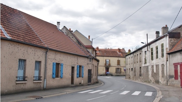 Photo Varennes-sur-Allier - la commune