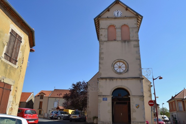 Photo Le Vernet - Ancienne église maintenant Salle Robert Devaux